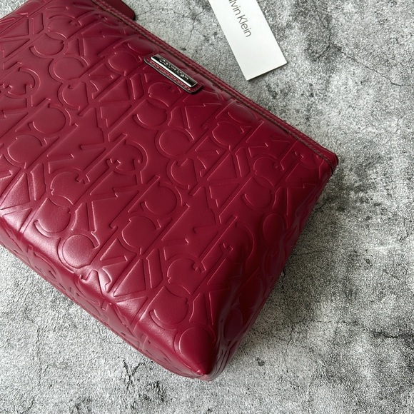 Calvin Klein Maroon Monogram Travel Bag - Picture 2 of 8